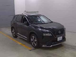NISSAN X-TRAIL 2025