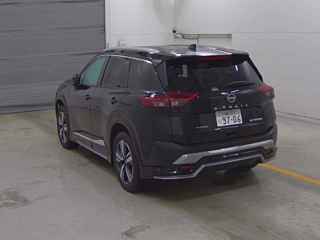 NISSAN X-TRAIL 2025