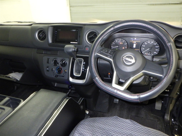 NISSAN CARAVAN VAN 2023