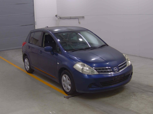 NISSAN TIIDA 2009