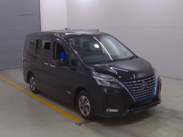 NISSAN SERENA 2020