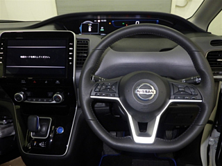 NISSAN SERENA 2020