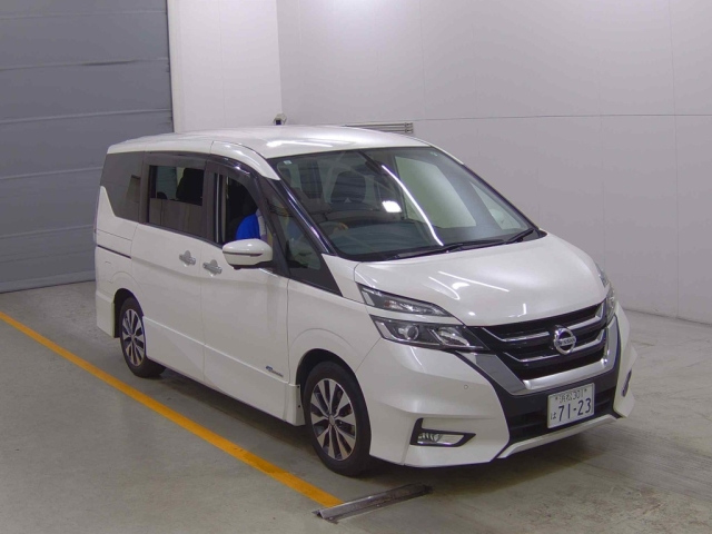 NISSAN SERENA 2017