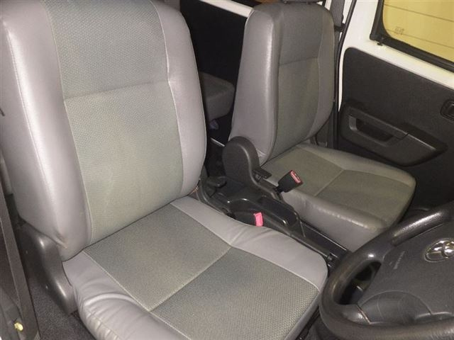 TOYOTA LITE ACE VAN 2018