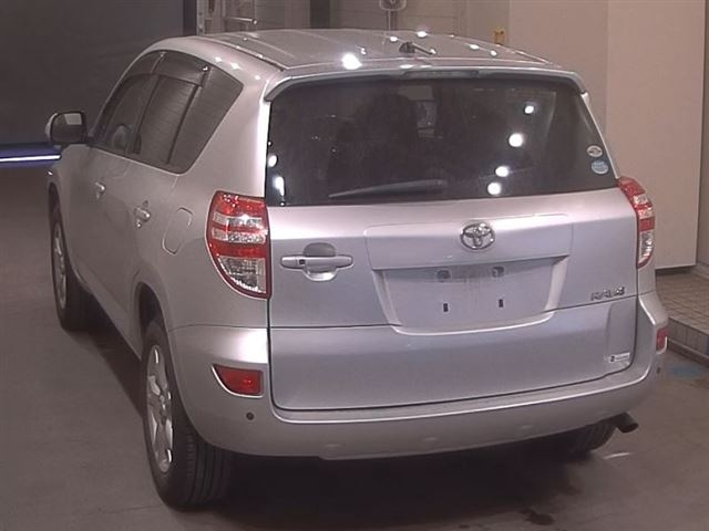 TOYOTA RAV4 2010