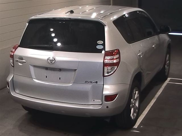TOYOTA RAV4 2010
