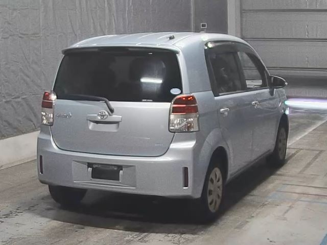 TOYOTA SPADE 2015