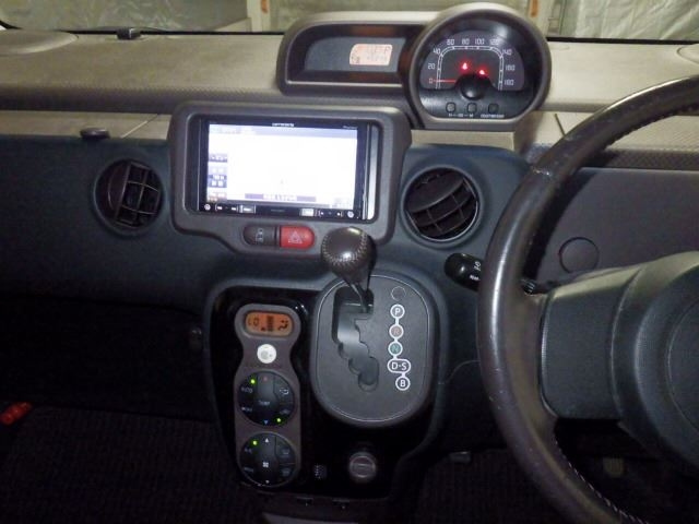 TOYOTA SPADE 2015