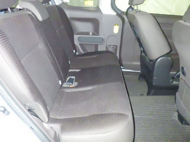 TOYOTA SPADE 2015