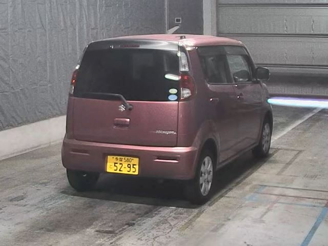 SUZUKI MRWAGON 2011