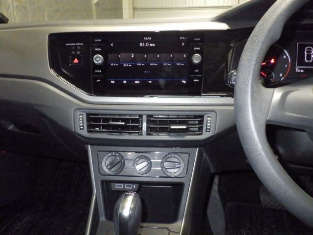 VOLKSWAGEN POLO 2018