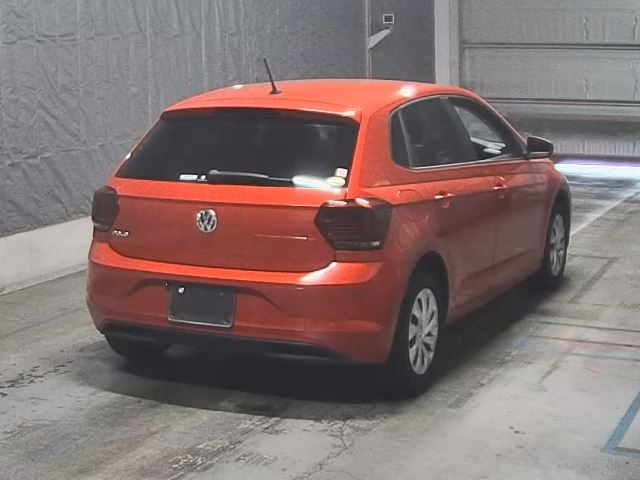 VOLKSWAGEN POLO 2018