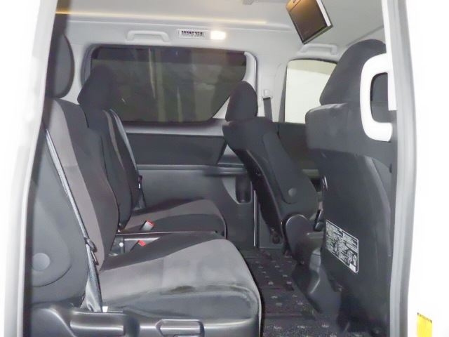 TOYOTA VELLFIRE 2012