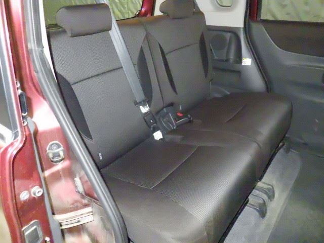 SUZUKI SOLIO 2011