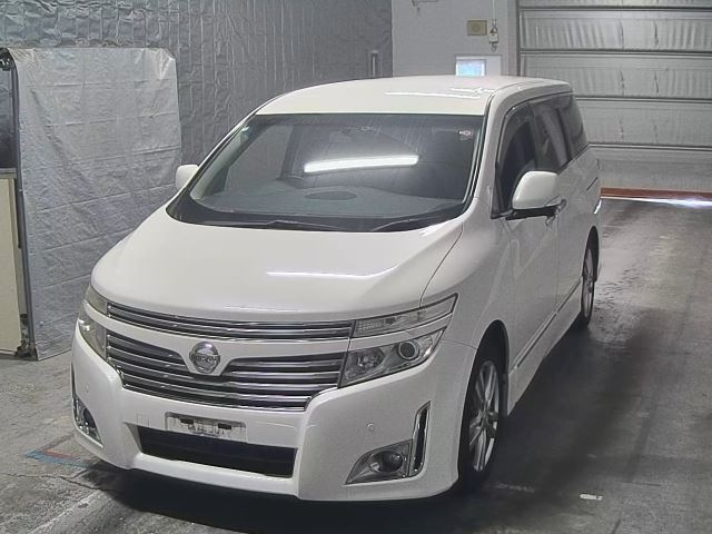 NISSAN ELGRAND 2010