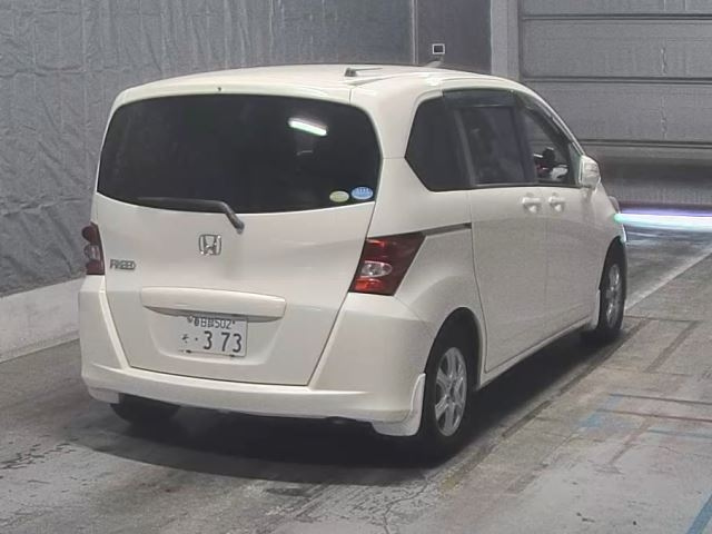 HONDA FREED 2009