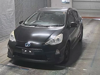 TOYOTA AQUA 2014