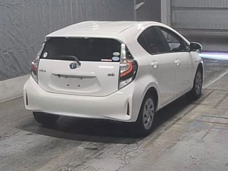 TOYOTA AQUA 2020