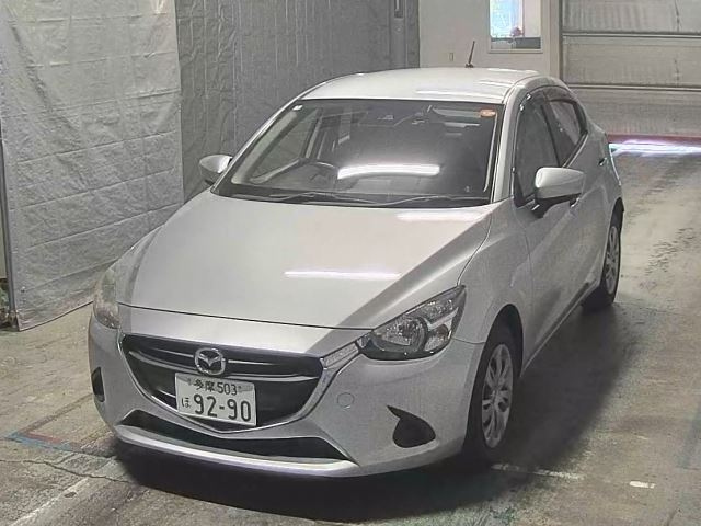 MAZDA DEMIO 2018