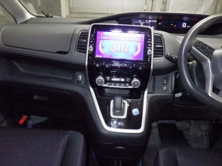 NISSAN SERENA 2018