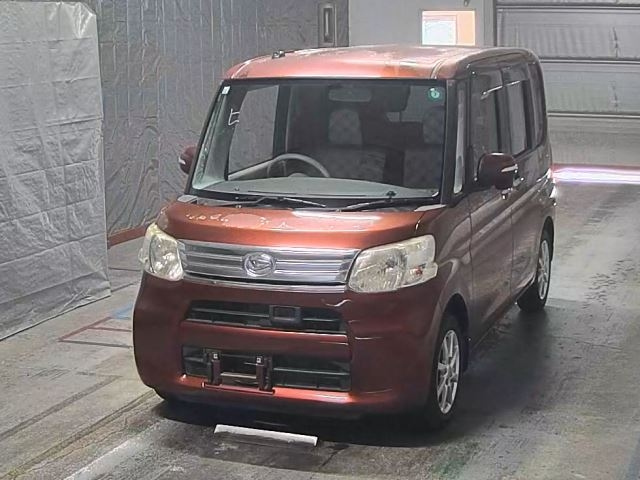 DAIHATSU TANTO 2013