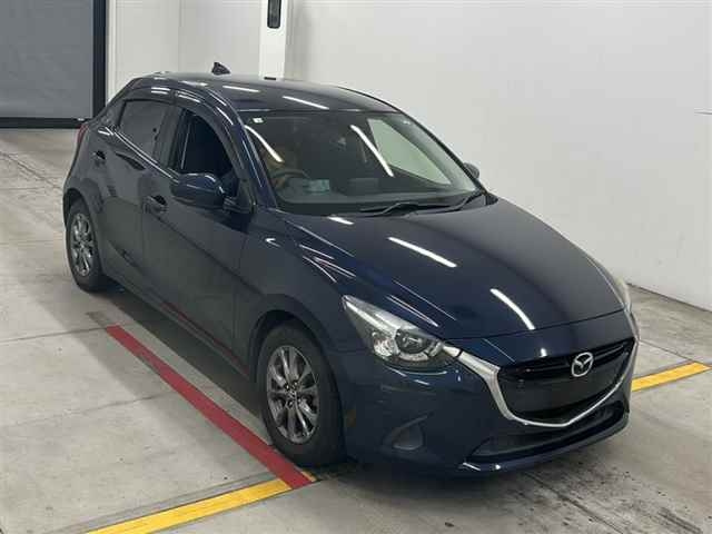 MAZDA DEMIO 2018