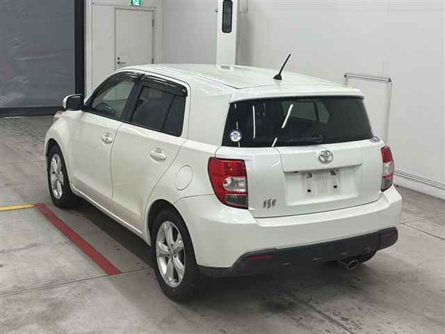 TOYOTA IST 2008