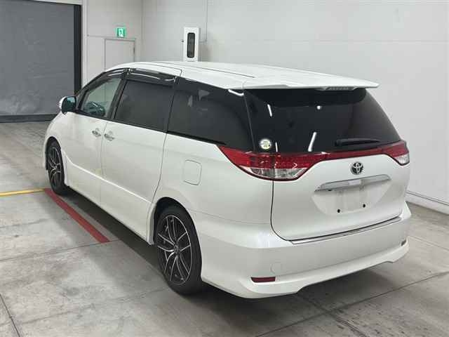 TOYOTA ESTIMA 2009