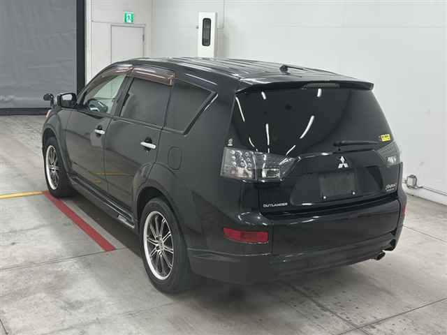 MITSUBISHI OUTLANDER 2008
