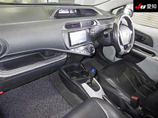 TOYOTA AQUA 2014
