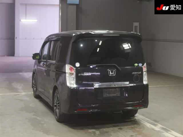 HONDA STEP WAGON 2010