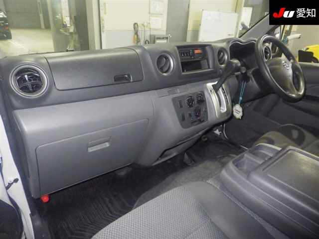 NISSAN CARAVAN VAN 2021
