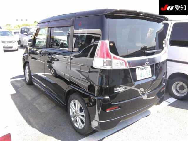 MITSUBISHI DELICA D2 2018