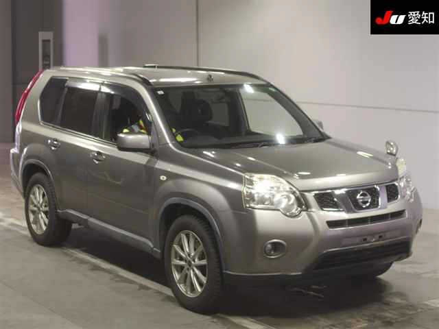 NISSAN X-TRAIL 2013