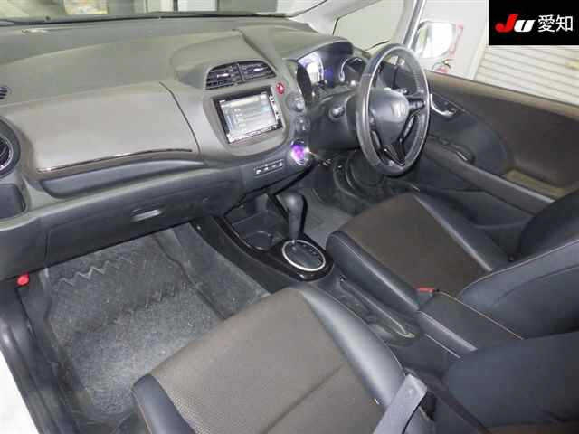 HONDA FIT SHUTTLE 2012