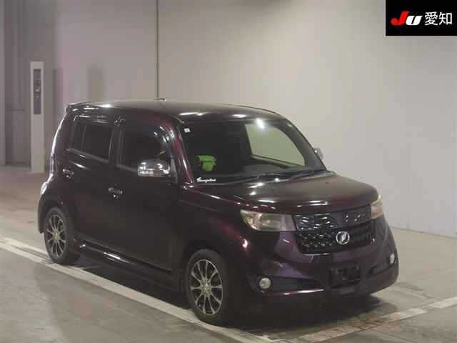 TOYOTA BB 2013