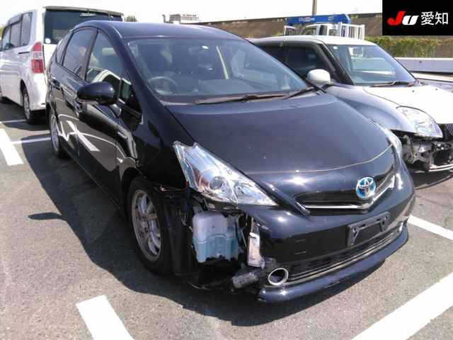 TOYOTA PRIUS ALPHA 2012