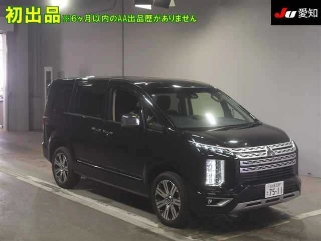 MITSUBISHI DELICA D5 2023