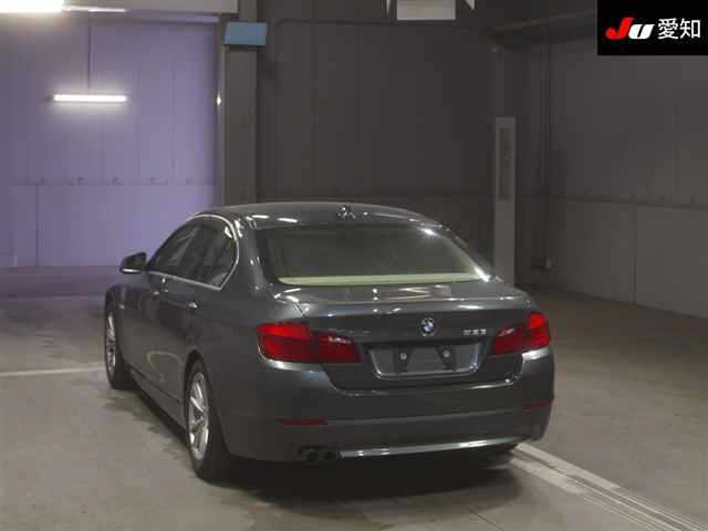 BMW 5 SERIES 2012