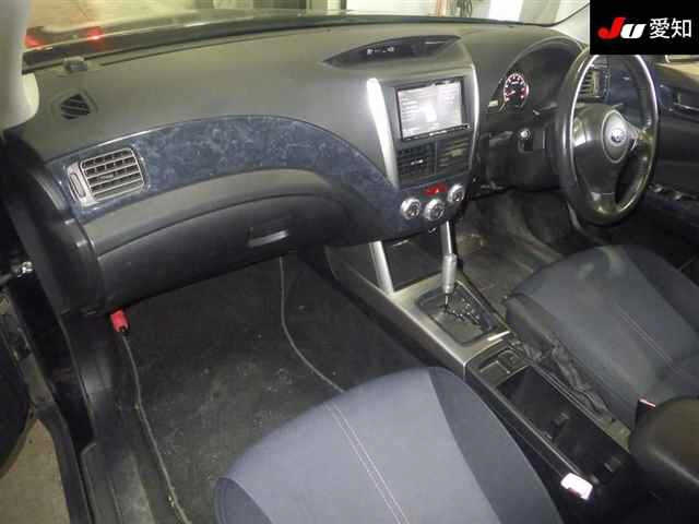 SUBARU FORESTER 2010