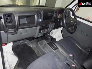 MITSUBISHI MINICAB TRUCK 2013