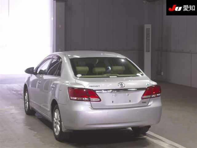 TOYOTA PREMIO 2017