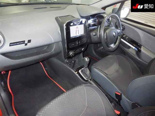 RENAULT LUTECIA 2015