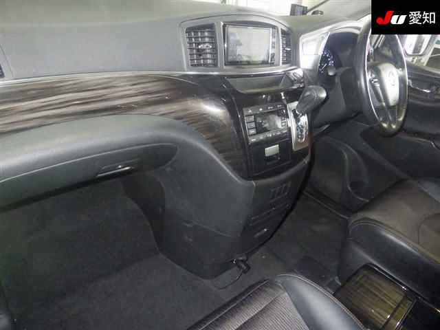 NISSAN ELGRAND 2014