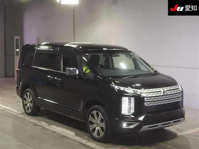 MITSUBISHI DELICA D5 2023