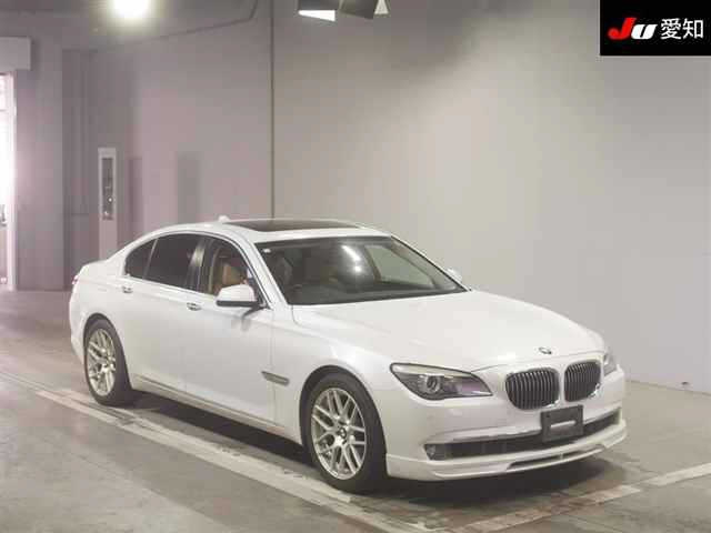 BMW 7 SERIES 2012