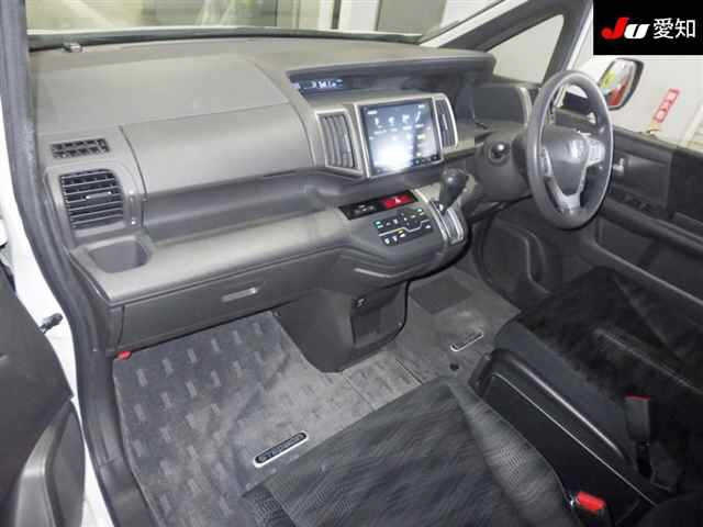 HONDA STEP WAGON 2014