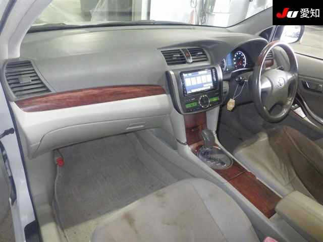 TOYOTA PREMIO 2008