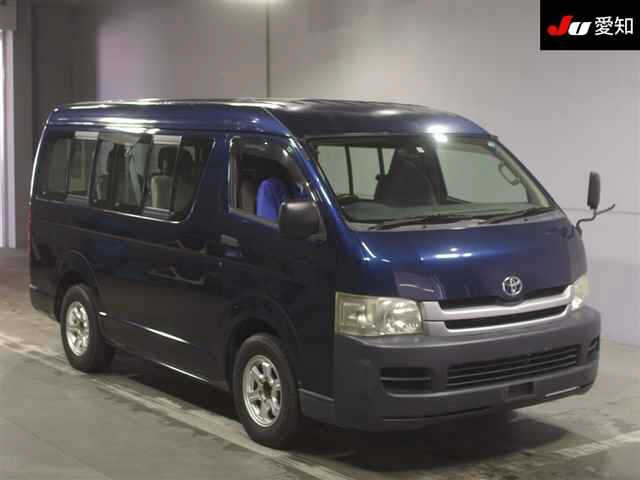 TOYOTA HIACE 2009