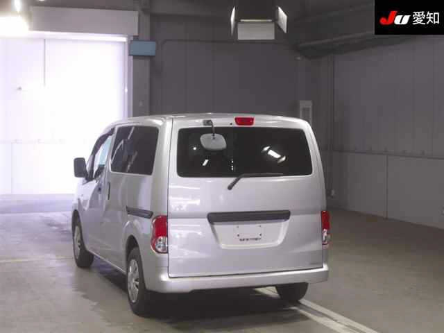 NISSAN NV200 2017